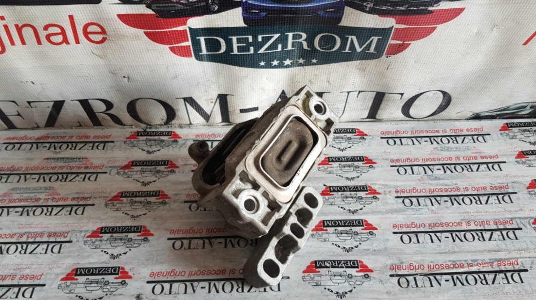 Suport / Tampon motor dreapta Audi A3 8P 1.9 TDi 105 cai motor BKC cod piesa : 1K0199262AS