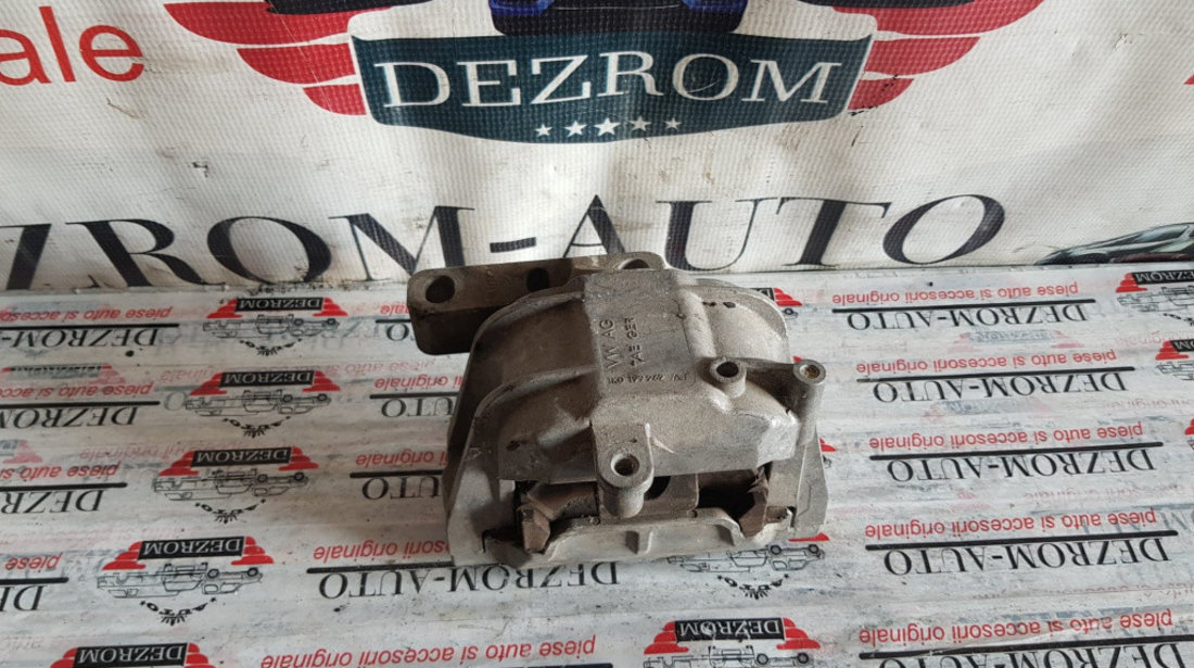 Suport / Tampon motor dreapta Audi A3 8P 2.0 TDi 136 cai motor AZV cod piesa : 1K0199262AT