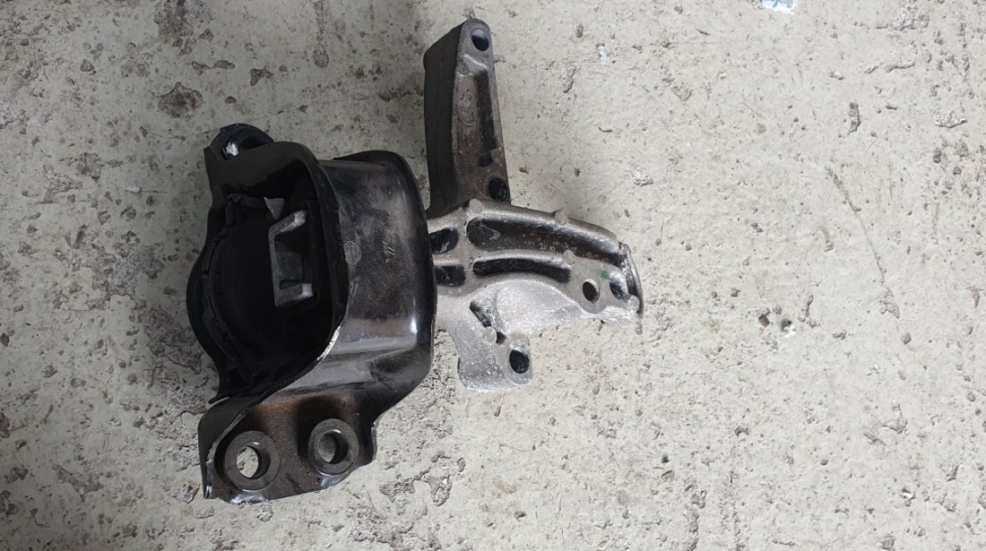 Suport tampon motor dreapta Nissan Qashqai J11 1.5 DCI 2014 2015 2016 2017 2018