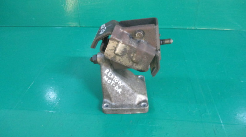 SUPORT / TAMPON MOTOR DREAPTA SSANGYONG REXTON 2.7 XDi 4x4 FAB. 2002 - 2006 ⭐⭐⭐⭐⭐