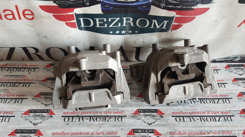 Suport / Tampon motor dreapta VW Touran I 2.0 TDi 177 cai motor CFJB cod piesa : 1K0199262CN