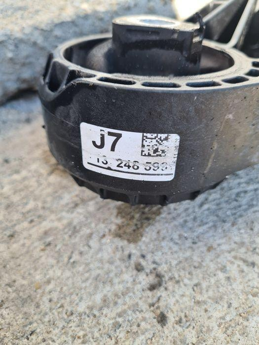 Suport tampon motor fata Opel Astra J 2009-2012 1.4i; 1.6i 13248599