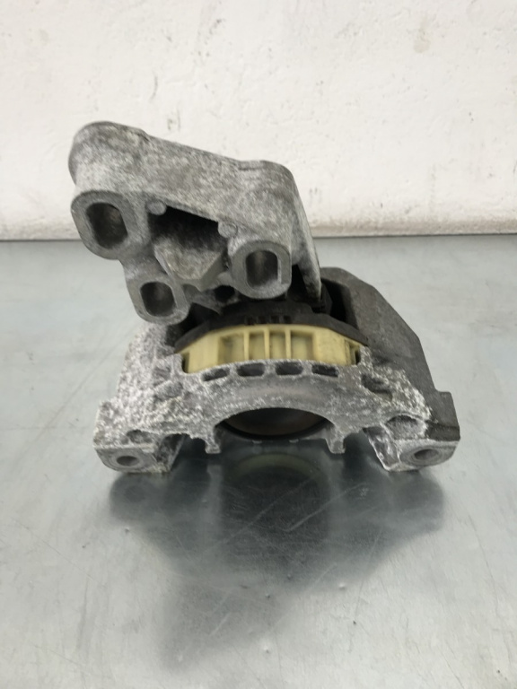 Suport tampon motor MB B200 CDI W246 7 G-tronic Sport sedan 2015 (RS38486)