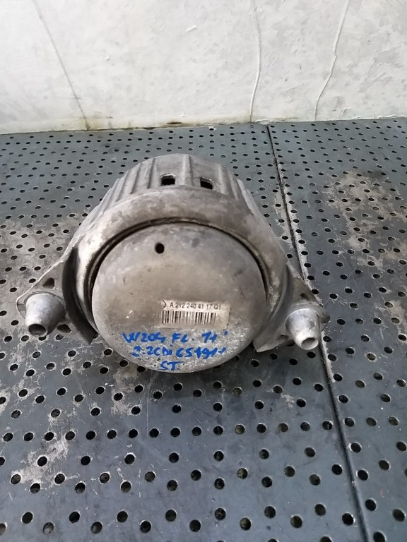 Suport tampon motor stanga 2.2 cdi mercedes c class w204 a2122404117q1