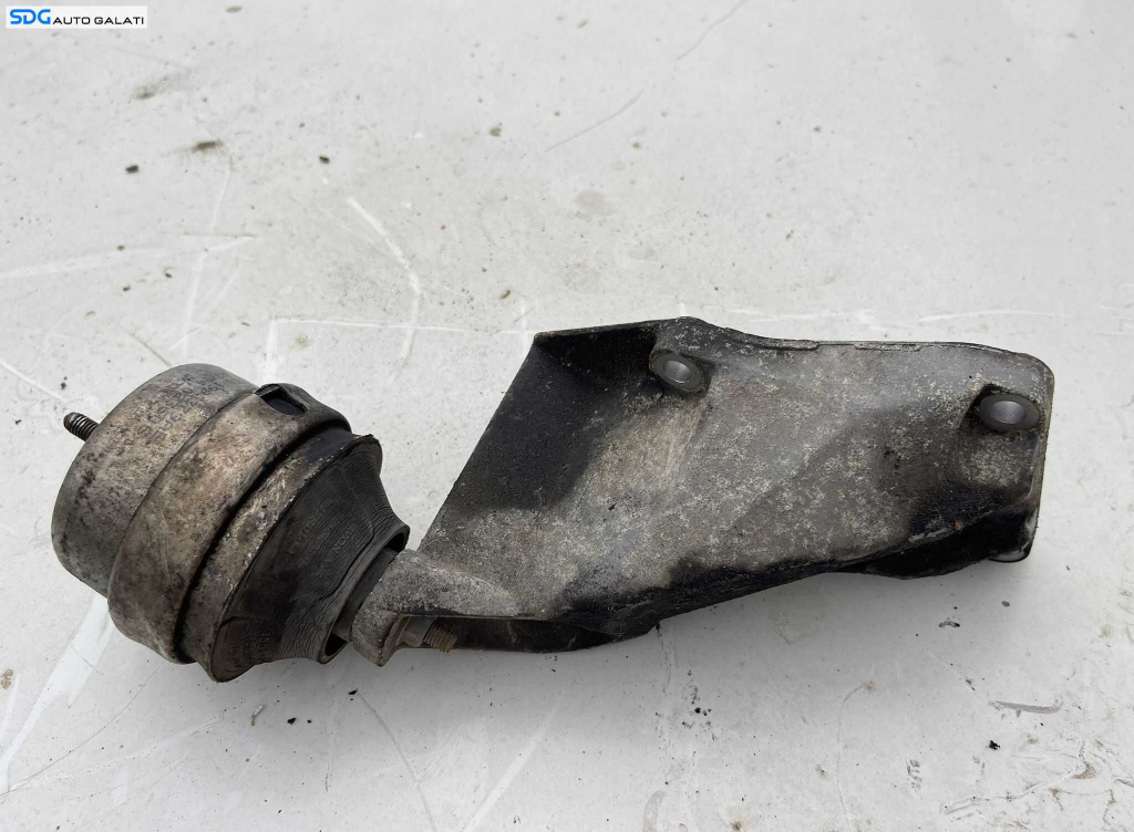 Suport Tampon Motor Stanga Audi A6 C5 1.8 i AJP AQE ARH 1998 - 2001 Cod 8D0199307P [C6082]