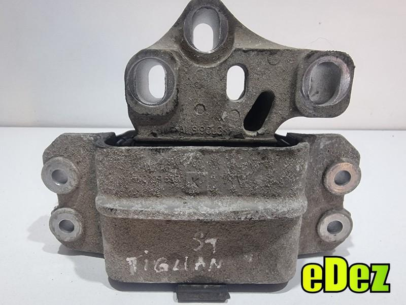 Suport tampon motor stanga Audi Q3 (2011-2017) [8U] 2.0 tdi CFFB 5N0199555K