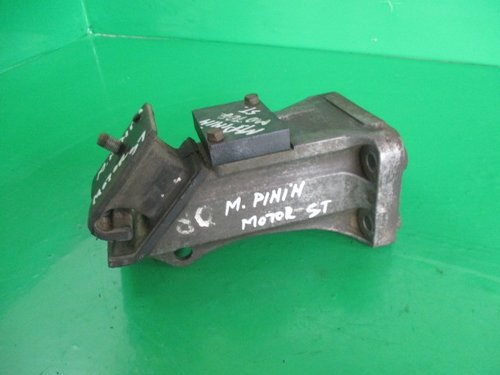 SUPORT / TAMPON MOTOR STANGA COD MR319769 MITSUBISHI PAJERO PININ 1.8 GDI FAB. 1999 - 2007 ⭐⭐⭐...