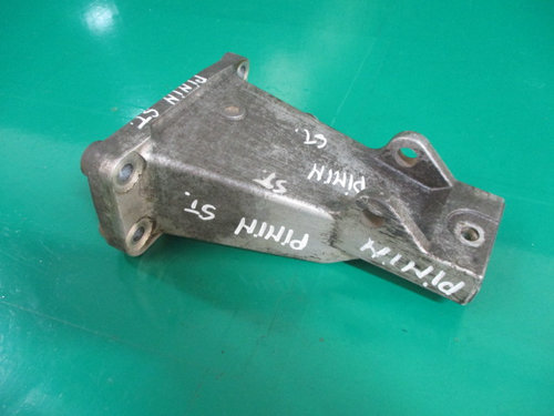 SUPORT / TAMPON MOTOR STANGA MITSUBISHI PAJERO PININ 2.0 GDI FAB. 1999 – 2007 ⭐⭐⭐⭐⭐