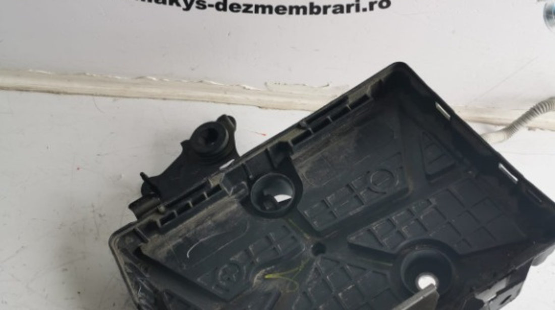 Suport ( tava ) baterie RENAULT CLIO 4 / 1.5 DCI / COD - 648601269R