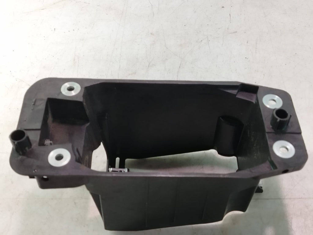 Suport timonerie 3g0864870 Volkswagen VW Passat B8 [2014 - 2020] 2.0 tdi DFCA