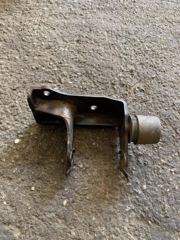 Suport Toyota Avensis 2 T25 [2002 - 2006] Liftback 2.0 D MT (116 hp) (T25) D-4D - 1CD-FTV