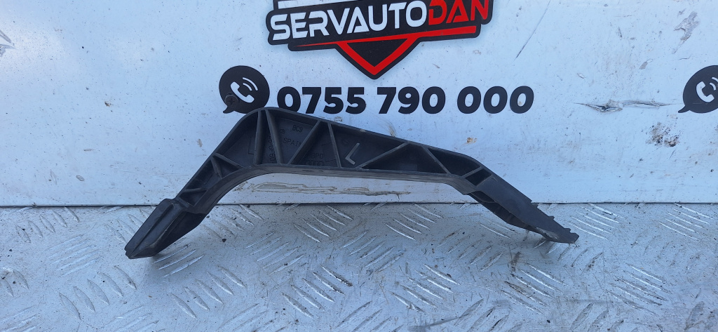 Suport trager Audi Q3 (2011-2017) [8U] 2.0 Motorina 2015, 8U0805527 / STANGA