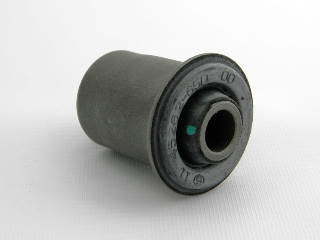 SUPORT TRAPEZ SUZUKI GRAND VITARA -05 /Fata, LOWER, SPATE BUSHING/