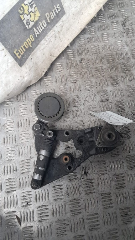Suport vascocuplaj Vw Crafter 2.5 TDI cod motor BJK ,an 2009 cod 076121236