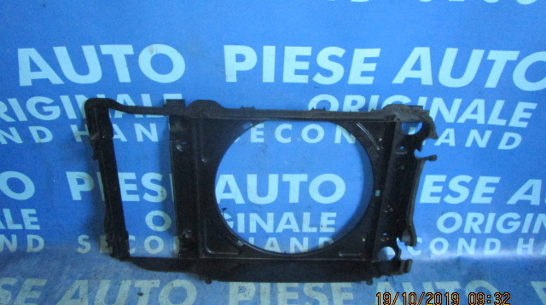 Suport ventilator Audi A2 1.4i; 8Z0121207B