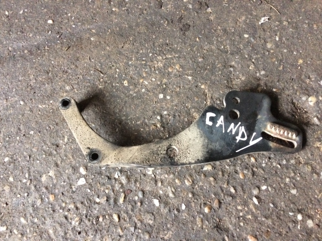 Suport Volkswagen VW Caddy 2 [1995 - 2004] Pickup 1.9 D MT (64 hp) (9K9B) SDI