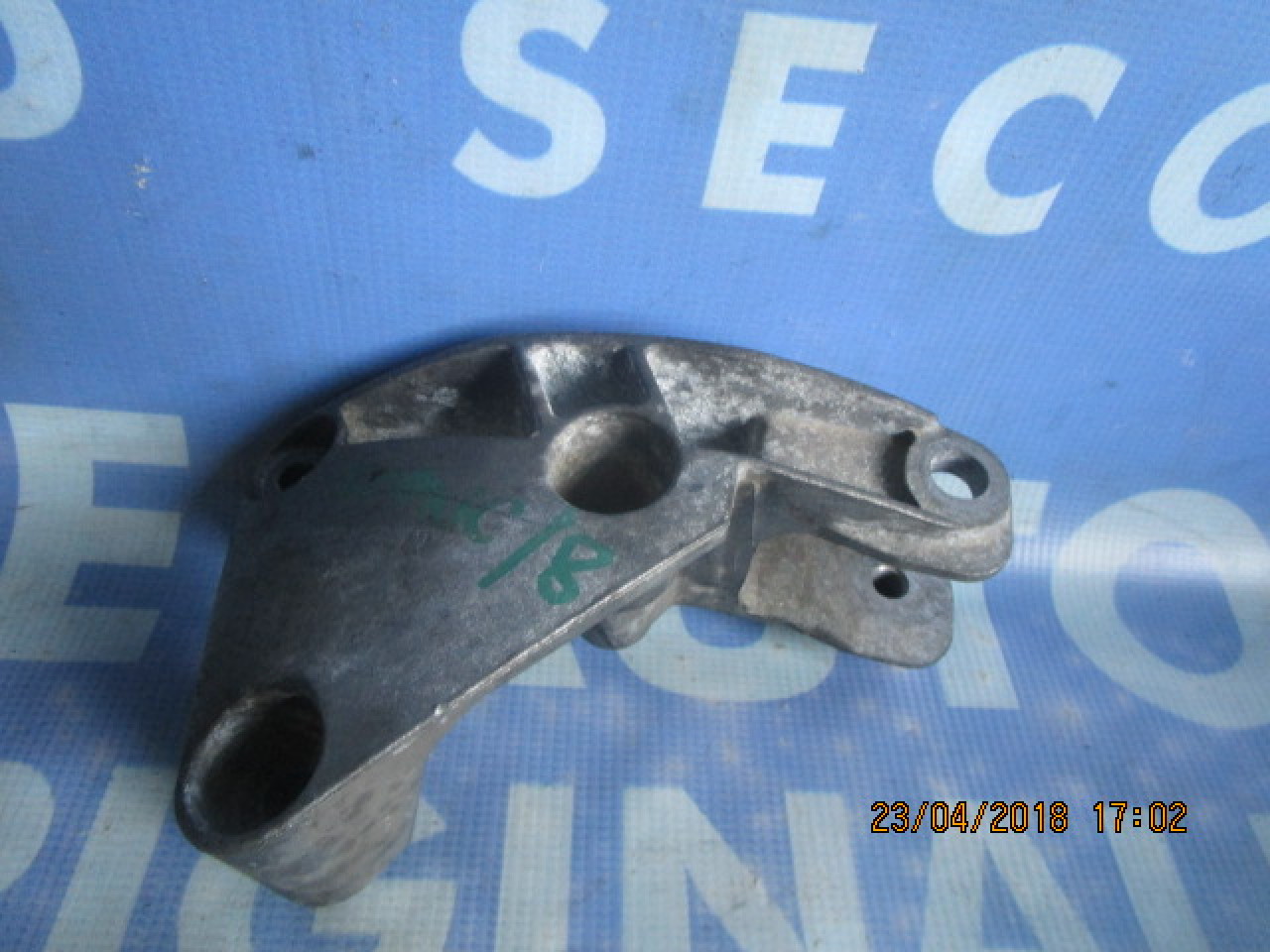 Suporti motor Renault Scenic ;  8200437465