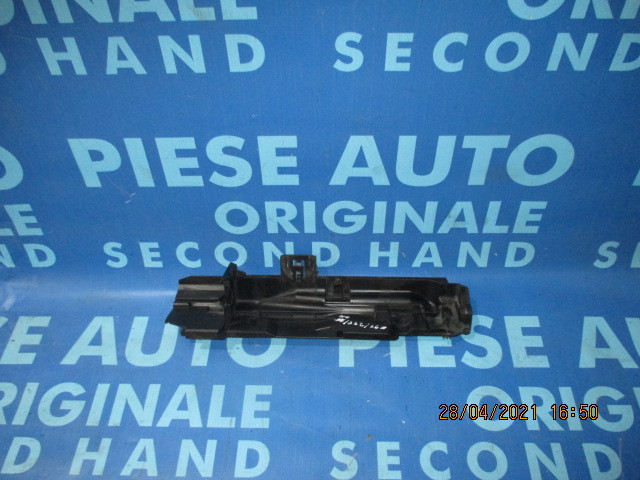 Suporti radiator BMW E91 320d 2.0d; 7524912 // 7524914