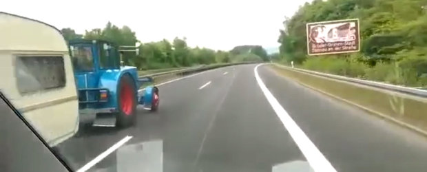 Surpriza de pe Autobahn: Depasit de un tractor... cu rulota