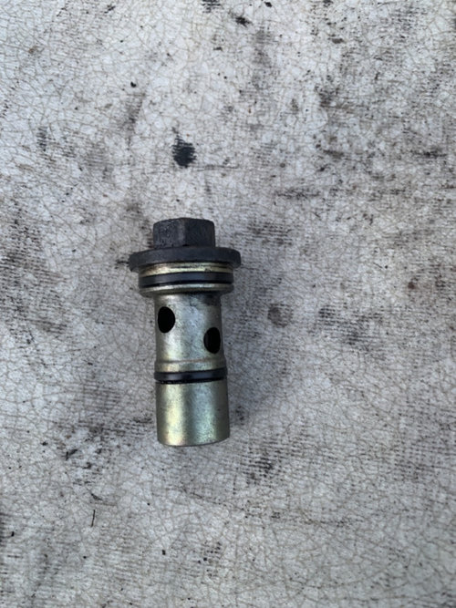 Surub fixare carcasa filtru ulei Renault Clio 2 [1998 - 2005] Hatchback 3-usi II (BB0/1/2_ CB0/1/2_)