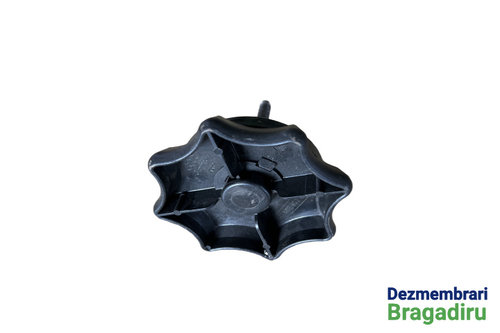Surub fixare roata de rezerva Cod: 4A0803899 Audi A8 D2/4D [1994 - 1999] Sedan 4-usi 2.8 tiptronic (...