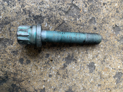 Surub pinion vibrochen Audi A6 4B/C5 [1997 - 2001] Sedan 2.5 TDI MT quattro (150 hp) AKE