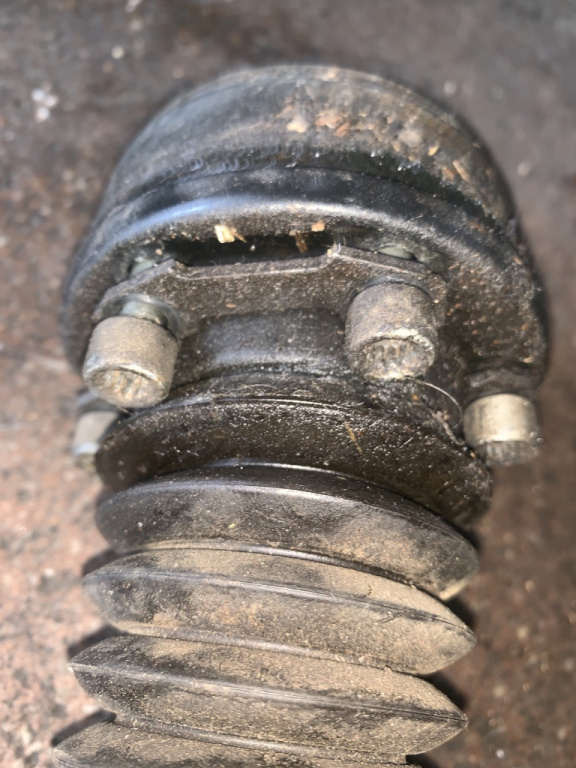 Surub planetara Volkswagen VW Polo 4 9N [2001 - 2005] Hatchback 3-usi 1.2 MT (54 hp) (9N_) 1