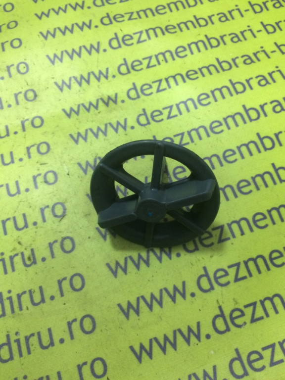 Surub roata de rezerva Kia Ceed [facelift] [2010 - 2012] SW wagon 1.6 CRDi AT (116 hp)