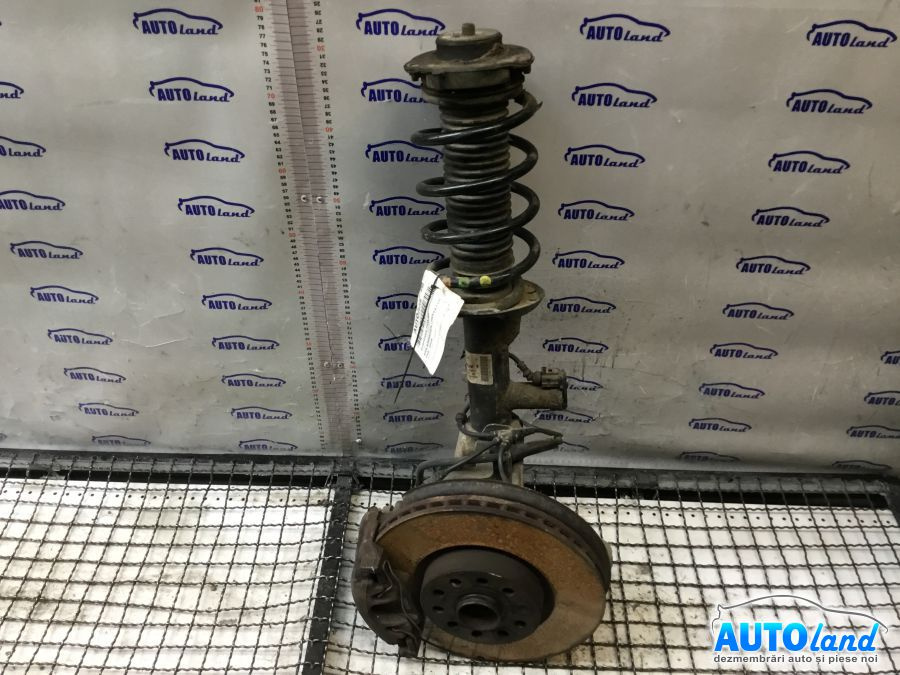 Suspensie Fata Stanga 2.0 TDI Volkswagen PASSAT CC 2008