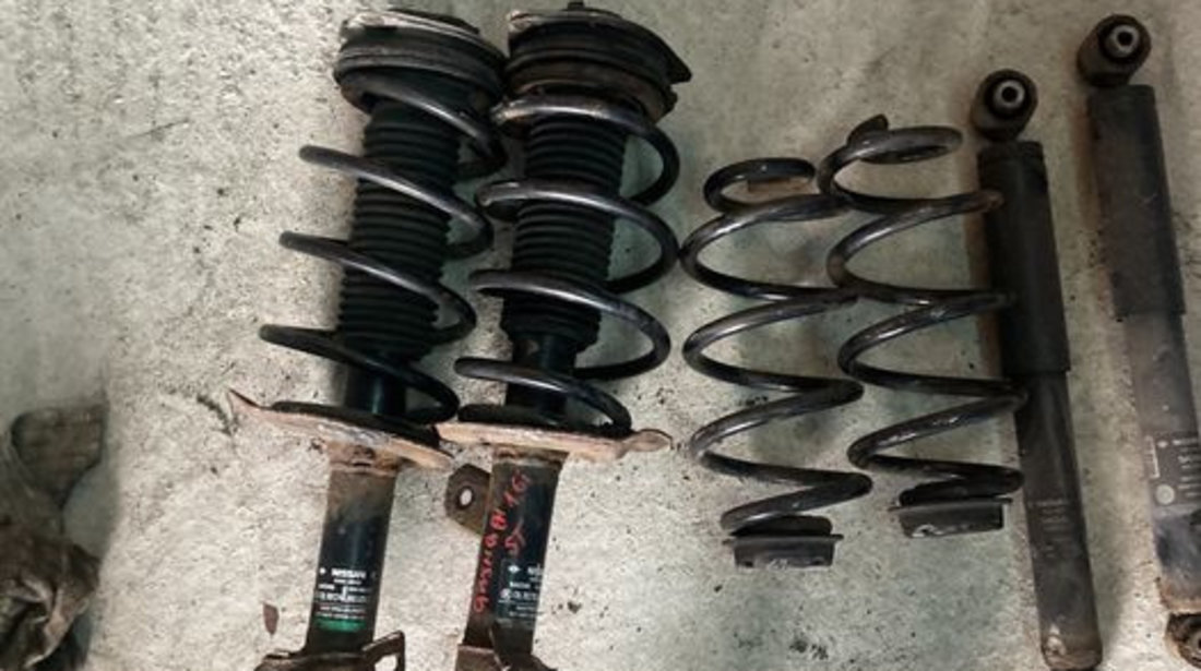 Suspensie Nissan Qashqai 1.6 Arcuri telescoape amortizoare fata spate