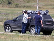 SUV-ul Dacia se da pe Transfagarasan