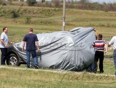 SUV-ul Dacia se da pe Transfagarasan