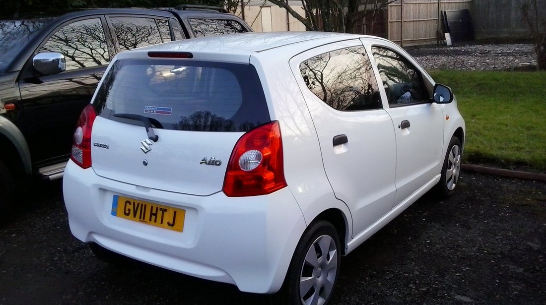 Suzuki Alto 1.0 5MT 2011