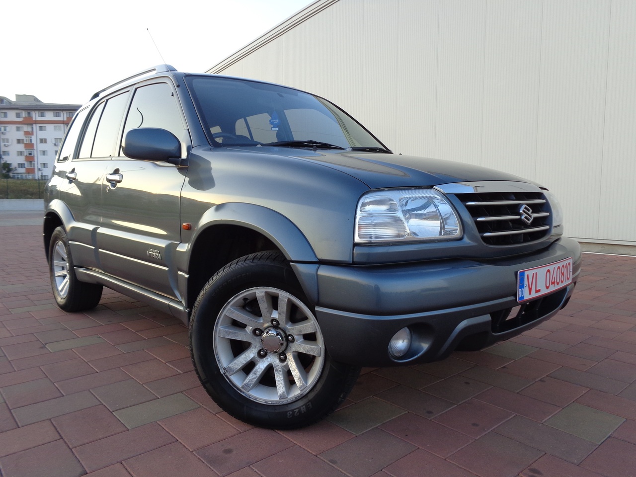 Suzuki vitara v6