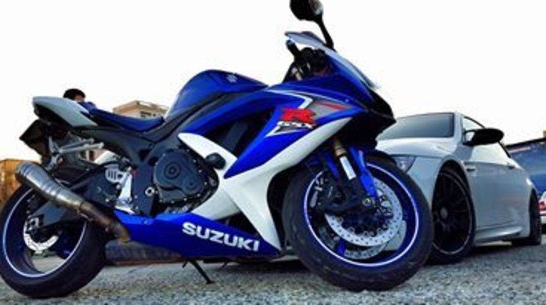 suzuki gsx r 600 k8