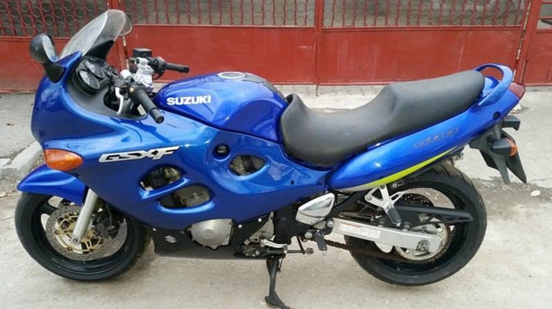 SUZUKI gsxf