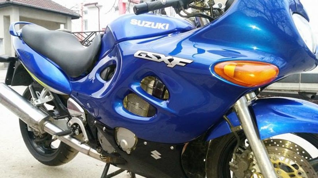 SUZUKI gsxf