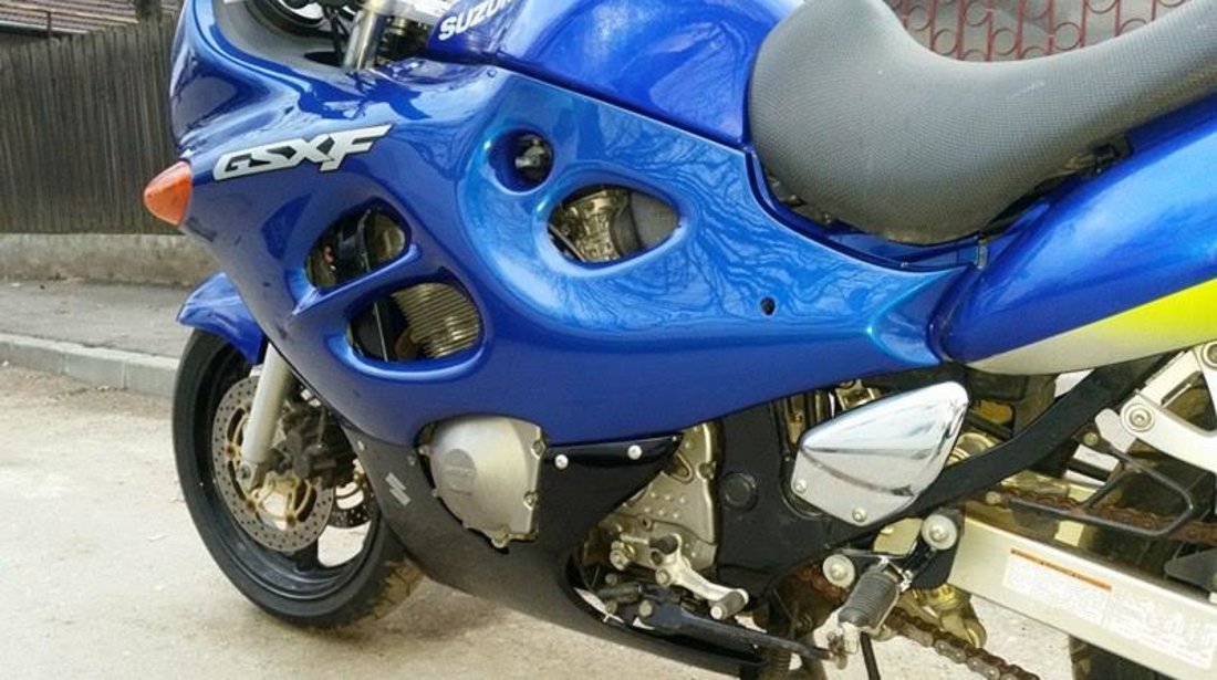 SUZUKI gsxf