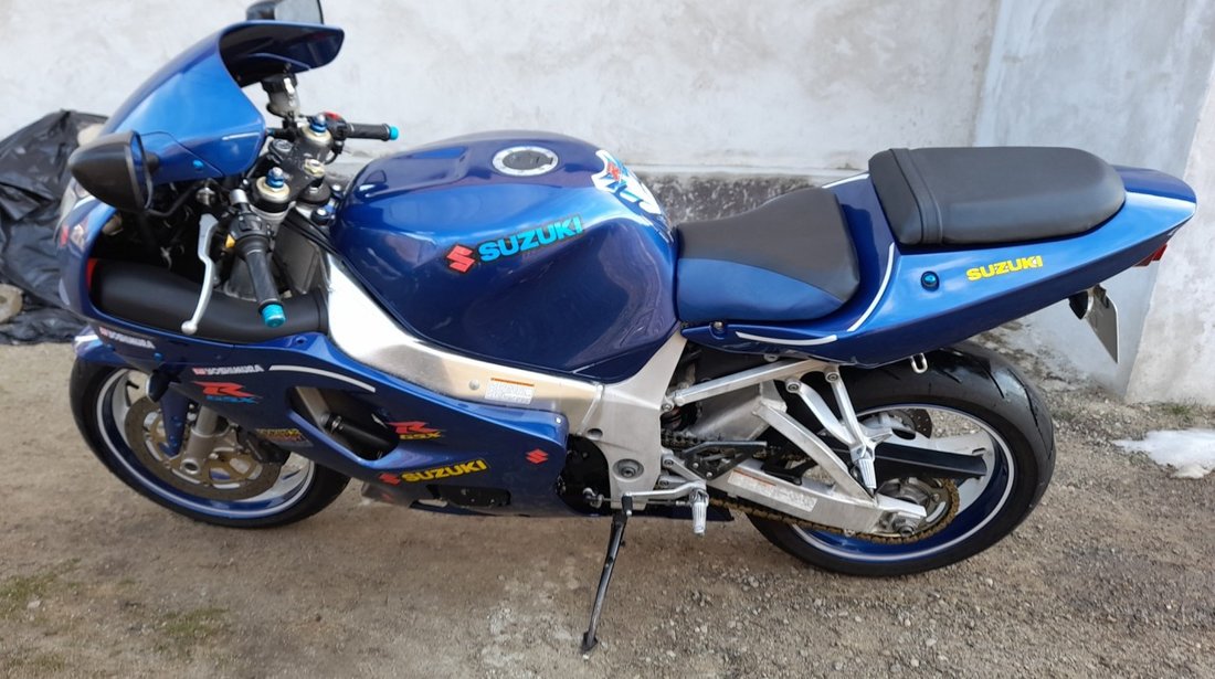 SUZUKI GSXR 750 K 1 variante MOTO/AUTO