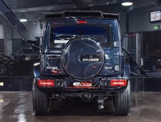 Suzuki Jimny transformat in Brabus G-Class