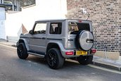 Suzuki Jimny transformat in Mercedes G-Class