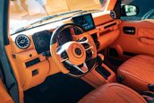 Suzuki Jimny transformat in Mercedes G-Class