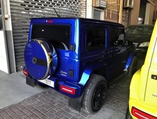 Suzuki Jimny transformat in Mercedes G-Class