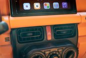 Suzuki Jimny transformat in Mercedes G-Class