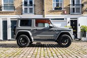 Suzuki Jimny transformat in Mercedes G-Class