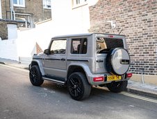 Suzuki Jimny transformat in Mercedes G-Class