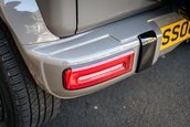 Suzuki Jimny transformat in Mercedes G-Class