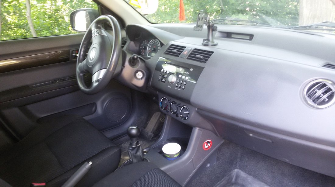 Suzuki Swift 1300 2006