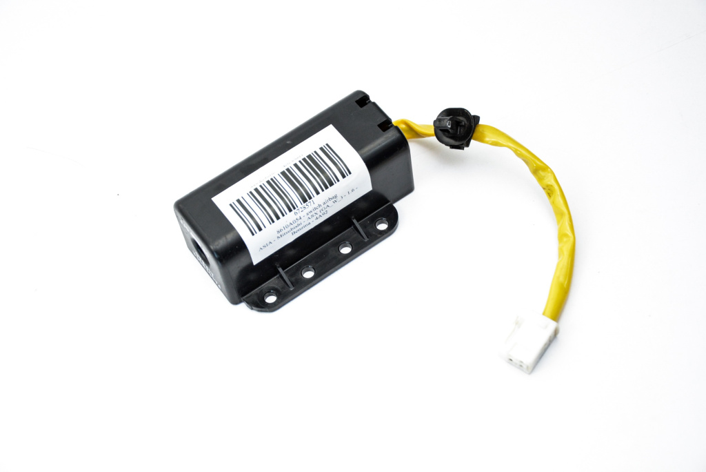 Switch Airbag Mitsubishi ASX (GAW) 2010 - Prezent Benzina 8610A054