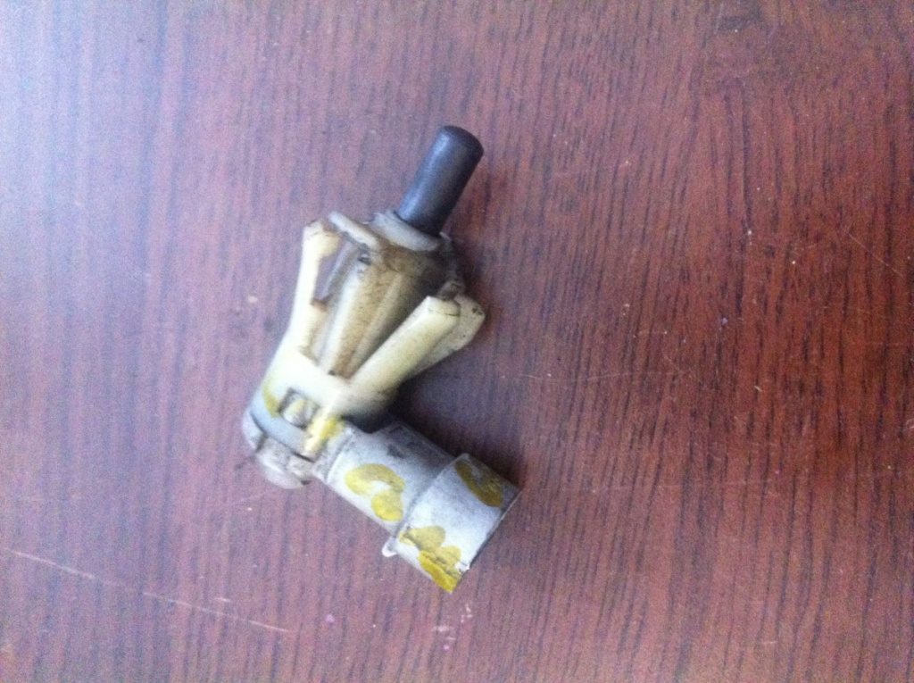 Switch Renault Laguna 2 [2001 - 2005] Liftback 1.9 DCi MT (120 hp) II (BG0/1_)